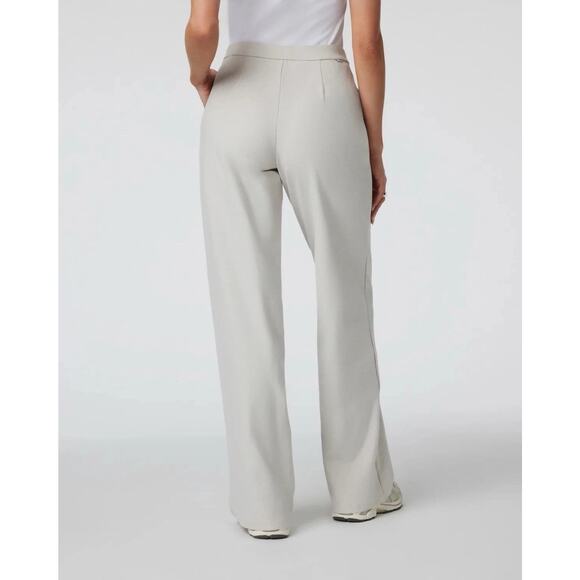 Vuori Elevation Trouser Dreamknit Move Pleated Pants Ecru Heather | M EUC - Picture 3 of 12